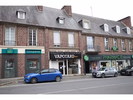 vente immeuble à torigny-les-villes (50160) : à vendre / 60m² torigny-les-villes