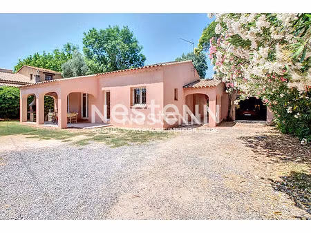 a vendre maison 4 pièces 110 m² sur terrain 1255 m², grand garage .