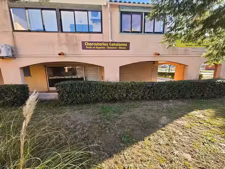 vente local commercial 48m2 le barcarès 66420 - 56000 € - surface privée