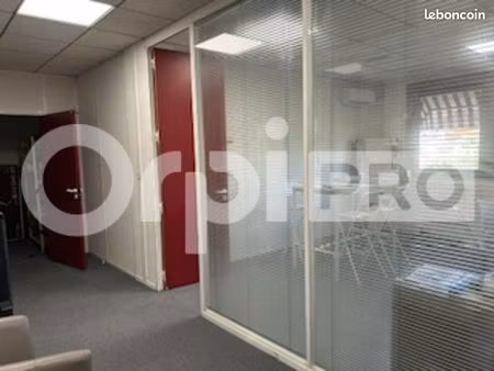 bureau 41 m²