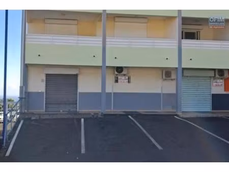 a louer local commerial de 110 m2 à la grande montee