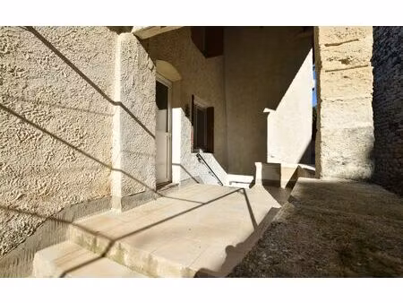 maison estézargues m² t-5 à vendre, 205 000 €