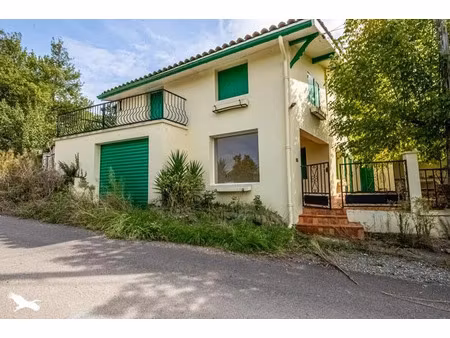vente maison 4 pièces 171 m² à sainte-croix-du-mont (33410), 145 000 €