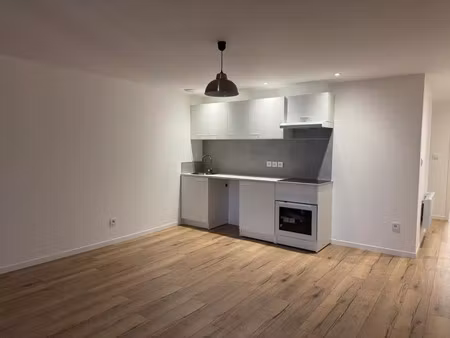 location appartement 2 pièces 60 m² à mazamet (81200)