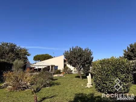villa 6 pièces 141 m²