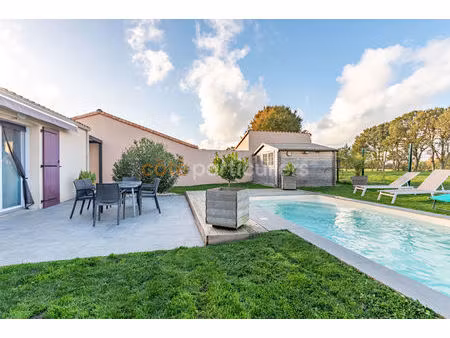 mouilleron-le-captif -- maison -- 6 pieces -- 4 chambres -- 127 m2 utile -- plain-pied -- 