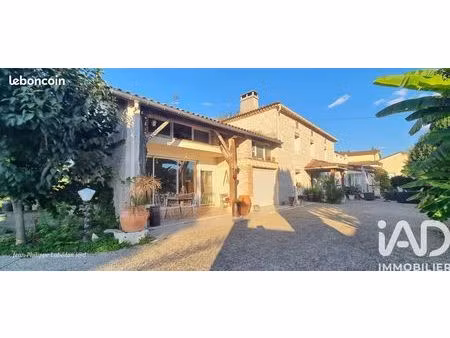 propriété 7 pièces 260 m²