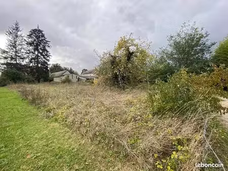 terrain 950 m² ouzilly