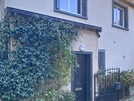 a vendre coeur de doutre, maison 4 chambres, immeuble 4 appartements