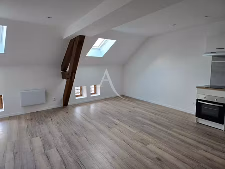 location appartement 3 pièces 63 m² à carmaux (81400)