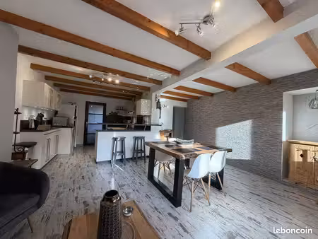 appartement 3 pièces 85 m²