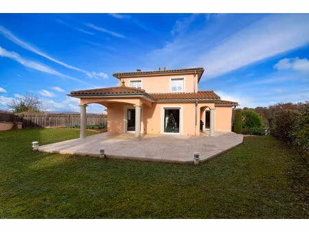 vente maison 5 pièces 150 m² éveux (69210)