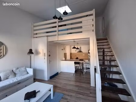 t2 en duplex -meublé- état neuf rue de augustins bx