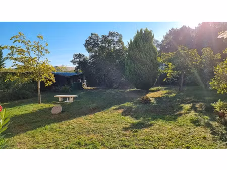 vente terrain 556 m² à parempuyre (33290), 165 000 €