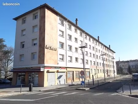 appartement 3 pièces 52 m²