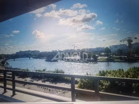 location locaux professionnels 1596 m² à nantes (44000), 200 €