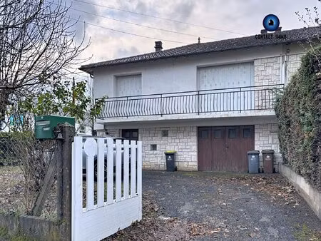 maison avec 2 chambres