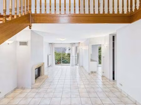 vente maison à lorient nouvelle ville (56100) : à vendre / 114m² lorient nouvelle ville