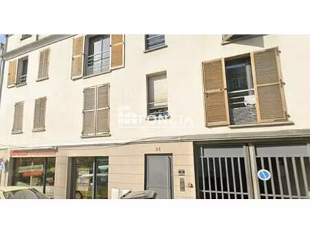 melun: rue bancel en plein centre-ville de melun, ce studio de 27 m² se trouve au 3ᵉ étage