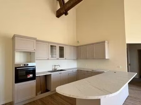 location appartement 3 pièces 67 m² à margaux-cantenac (33460)