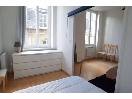 location appartement 2 pièces 31 m² à bordeaux (33000)