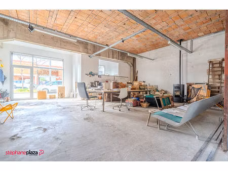 bordeaux bassins à flots / bacalan - immeuble de bureaux de 184m²