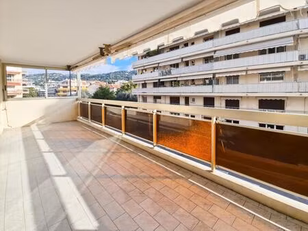 cannes carnot galliéni 3p 69m² bon état terrasse cave parking