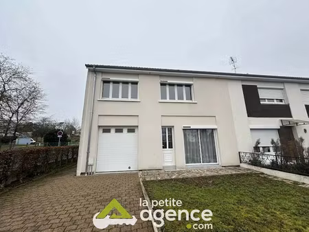 location maison 4 pièces 90 m² à vierzon (18100), 730 €