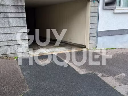 parking / box nantes 12 m2