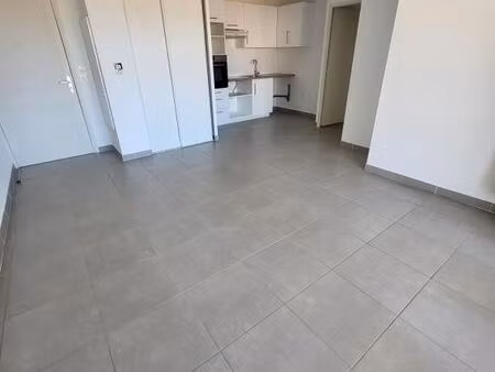 appartement t3 + parking - toulon