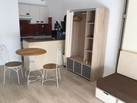 location appartement 1 pièce 24 m² à les sables-d'olonne (85100)