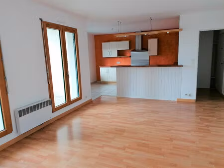 location appartement 2 pièces 55 m² à bruz (35170)