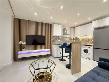 versailles - appartement - rdc - 28 m2 - 2 pièces - meublé