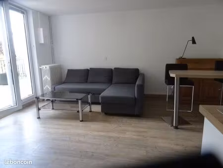 deux pièces en centre ville palaiseau