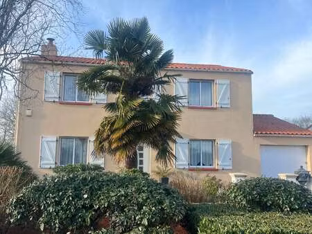 vente maison à rezé (44400) : à vendre / 133m² rezé