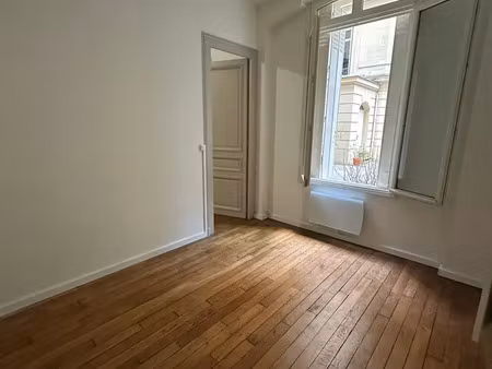 bureau / local professionnel