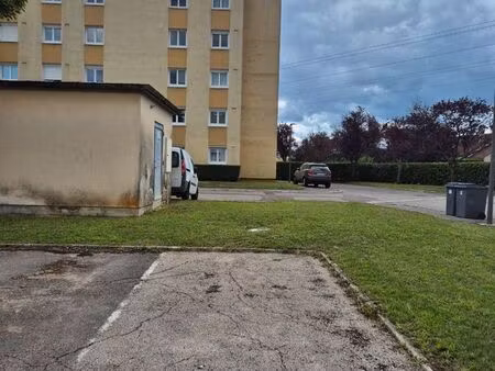 location place de parking chevigny-saint-sauveur