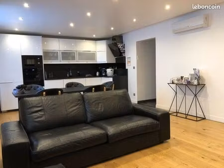 t4 république charpenne