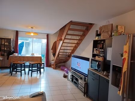 maison t4 de 88 m² avec jardinet et garage