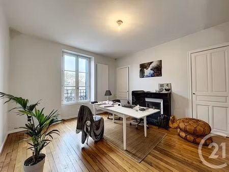 appartement f5 à louer - 5 pièces - 118 m2 - troyes - 10 - champagne-ardenne