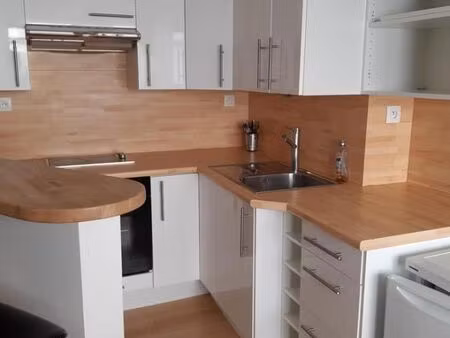 studio 1 pièce 30 m²