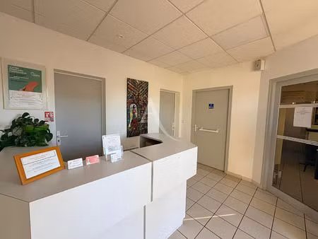 local commercial - cabinet médical - saint medard en jalles