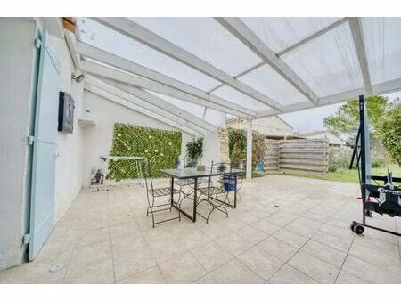 maison de 10 pièces de 271 m² à saint-palais-sur-mer