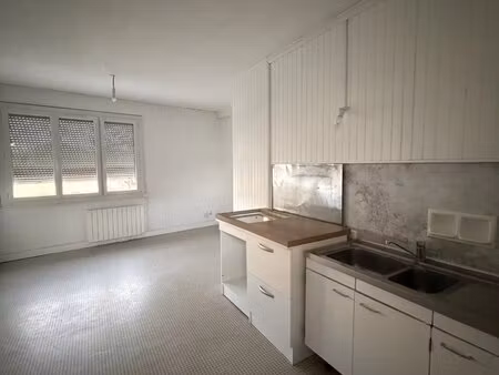 t2 la tour de salvagny