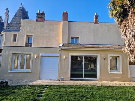 maison * 44000 nantes * 1 263 * 1 263