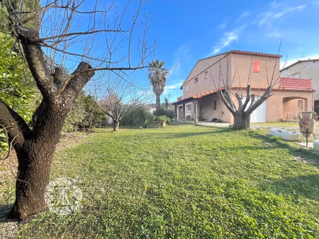 maison familiale de 197 m2 avec vue, piscine couverte et che