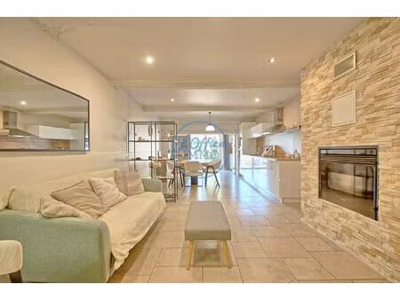 maison de village avec terrain de 919m²