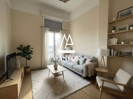 t2 avec balcon vue garonne