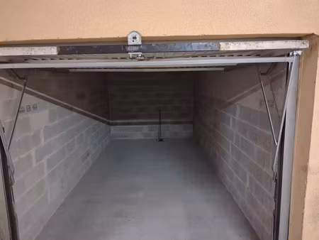 vente parking 13 m² à la ciotat (13600), 30 500 €