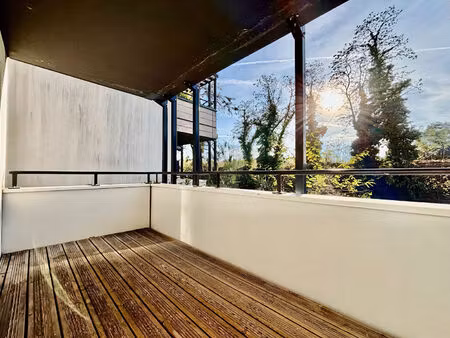 t3 lumineux plein sud avec balcon et parking - le bouscat